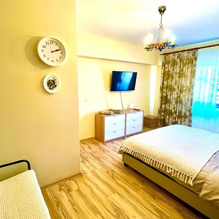 David Apartment Отопени Экстерьер фото
